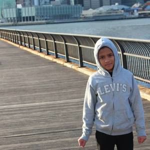 Meet your Posher, Adham